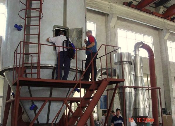 黃芪中藥提取液烘幹機/黃芪提取液幹燥機